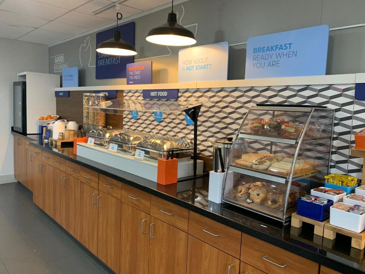 Holiday Inn Express And Suites Pittsburgh West Mifflin By Ihg Εξωτερικό φωτογραφία