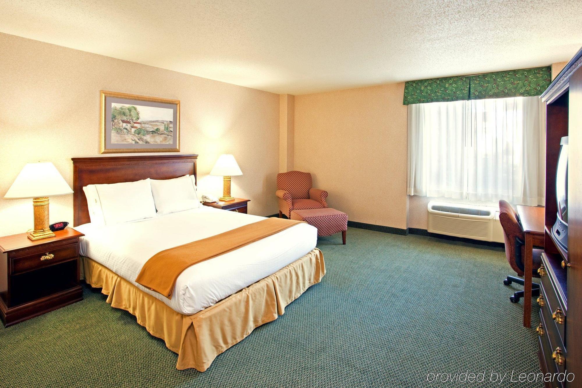 Holiday Inn Express And Suites Pittsburgh West Mifflin By Ihg Εξωτερικό φωτογραφία