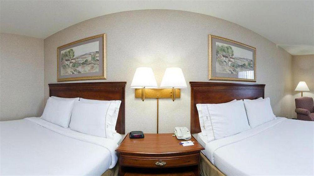 Holiday Inn Express And Suites Pittsburgh West Mifflin By Ihg Εξωτερικό φωτογραφία